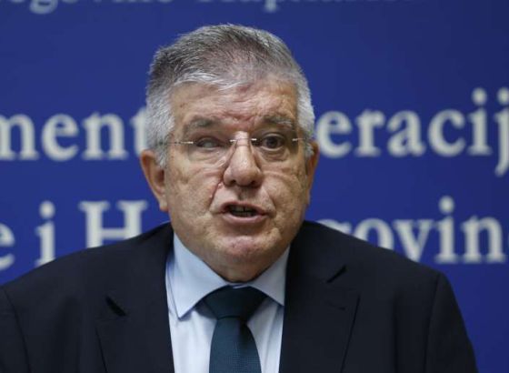 Mioković: Zašto je spriječeno štampanje poštanske markice posvećene genocidu u Srebrenici?