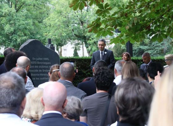 Bećirović s gradonačelnicom Pariza otvorio Spomenik žrtvama genocida u Srebrenici