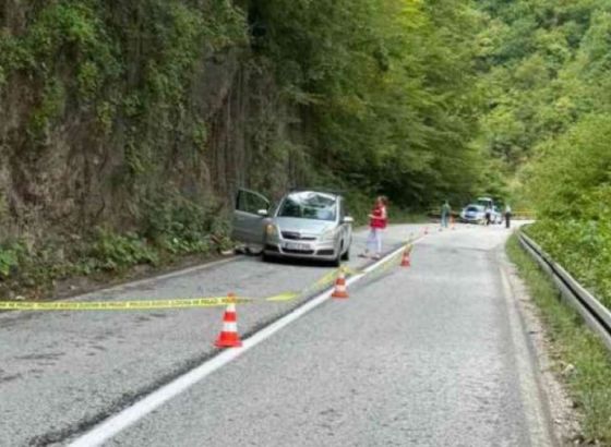 Jedno lice smrtno stradalo u saobraćajnoj nesreći na putu Foča - Sarajevo