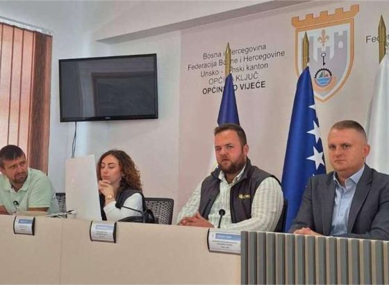 Lokalnim pčelarima iz Ključa donirana oprema vrijedna 90.000 KM
