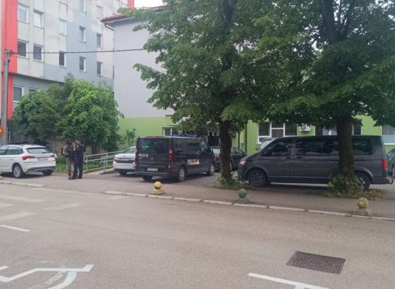 Sedam policajaca iz Sanskog Mosta uhapšenih u akciji 'Kocka' vraćeni na posao