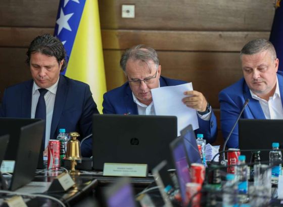 Vlada FBiH - Isplata pomoći poslodavaca radnicima moguća do kraja 2025.godine