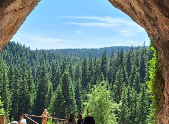 Područja Vrela Bosne i Bijambara u ovoj godini posjetilo više od 230.000 turista