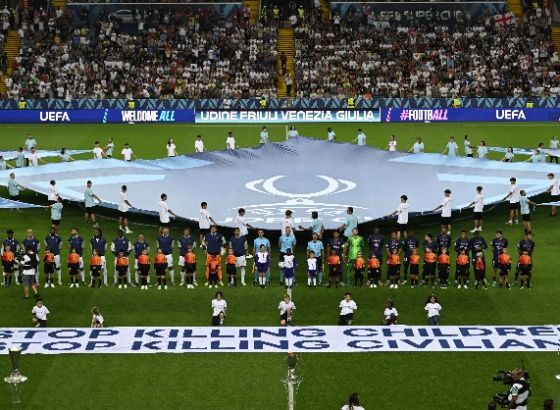 Uefa istakla transparent podrške djeci u ratnim zonama uoči Superkupa