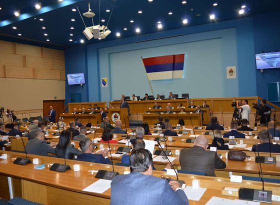 Dodik u NSRS: Povlačim se ako opozicija prihvati formiranje republičke izborne komisije