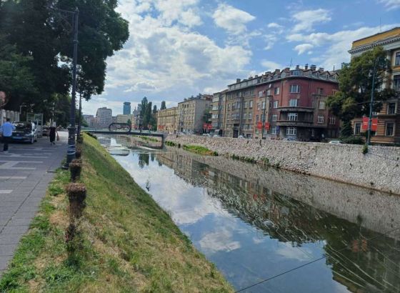 Pretežno oblačno vrijeme, ponegdje u Bosni slaba kiša