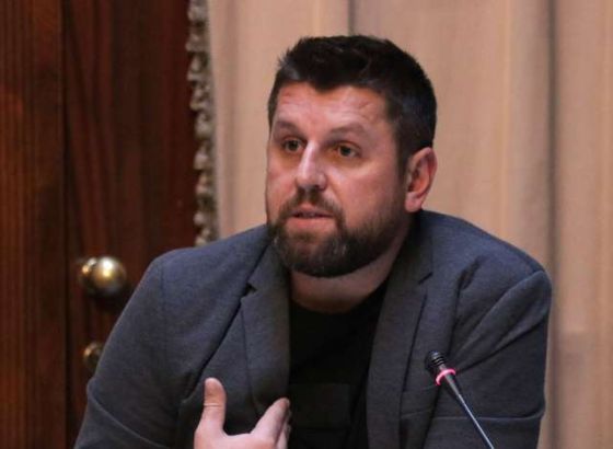 Duraković: Dodik se ponaša s uporištem koje mu je dala Narodna skupština RS