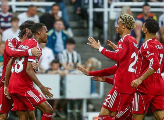 Liverpool u uzbudljivoj utakmici slavio protiv Newcastlea, šesnaestogodišnjak junak Redsa