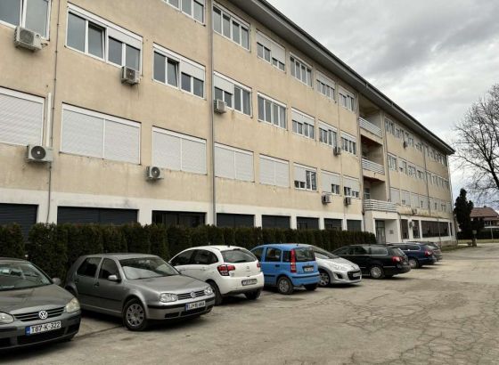 Povećane plate u Kantonalnoj bolnici u Bihaću – subspecijalisti i specijalisti dobili i do 1.200 KM