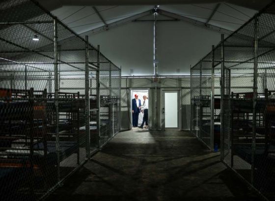 Florida: Trumpov imigracijski pritvor 'Alligator Alcatraz' zatvara se nakon samo dva mjeseca