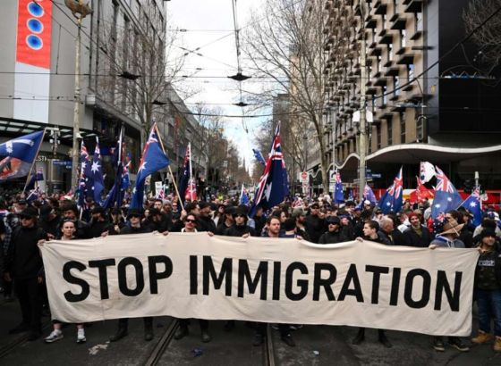 Hiljade Australaca na protestima protiv imigracije, vlada ih povezuje s neonacistima