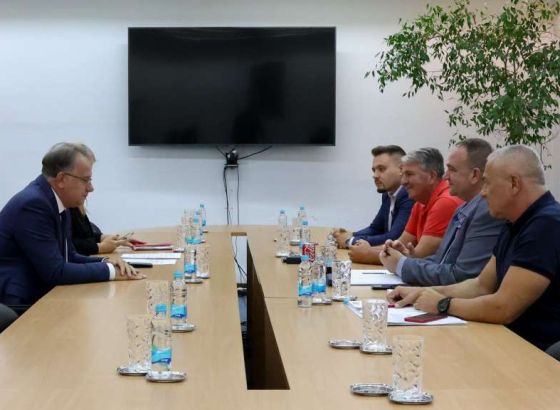 Nikšić sa predstavnicima prijevoznika - Nakon sastanka prekinute blokade