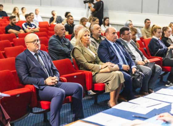 U Bihaću potpisani ugovori o stipendiranju sa 382 studenta iz boračkih populacija