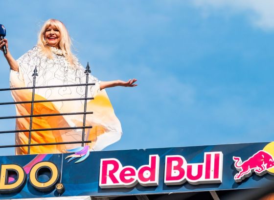 Hanka Paldum sa Starog mosta otvorila završnu rundu Red Bull Cliff Divinga u Mostaru