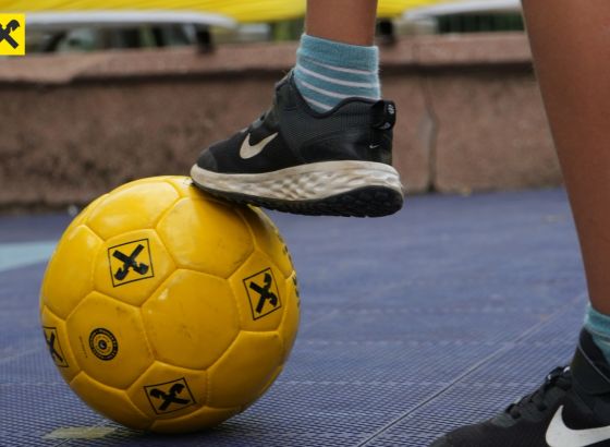 Fudbal i zabava u fun zoni Raiffeisen banke na Bilinom polju