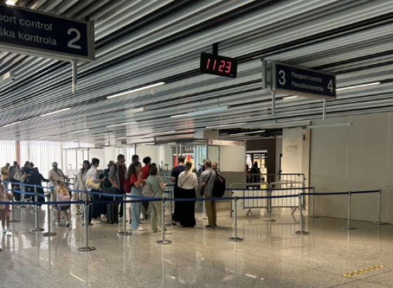 Na međunarodnim aerodromima u BiH uskoro elektronska kontrola pasoša
