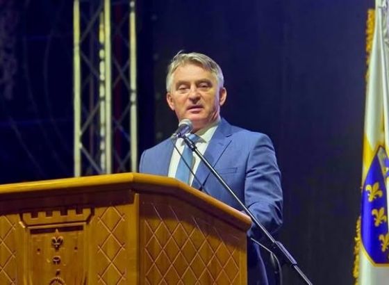 Željko Komšić iz Ključa poručio: Moram ovo reći jer  istina im teško ulazi u glavu, postoje samo bosanski kraljevski gradovi