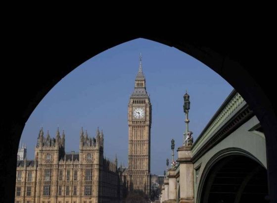Troje uhapšenih u Britaniji zbog špijunaže za Rusiju