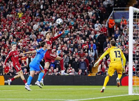 Drama na Anfieldu, rutinske pobjede Bayerna i PSG-a