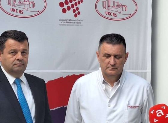 Hurtić predao donaciju UKC RS u Banjoj Luci