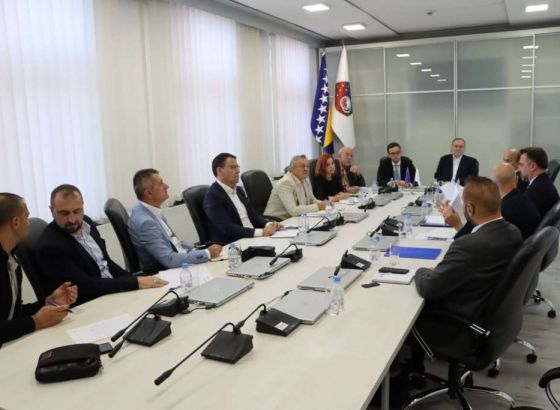 Uk i Pandurević sa direktorima komunalnih preduzeća - Zajedničkim pristupom do održivih rješenja
