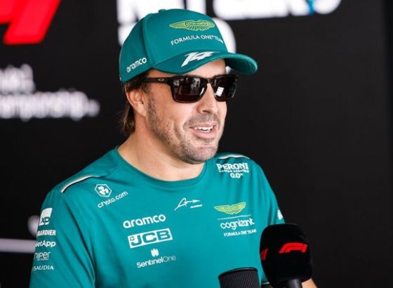 Alonso: Bilo bi teško završiti karijeru ako Aston Martin ne bude konkurentan 2026.