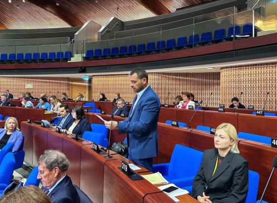Magazinović: Vlast u Srbiji i danas promovira velikosrpsku ideologiju