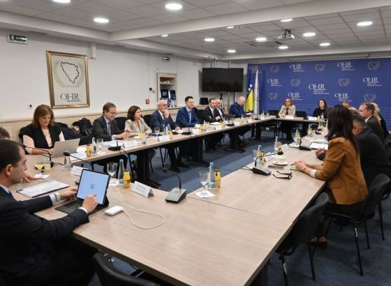 Schmidt na sastanku s delegacijom EBRD-a: Politička nestabilnost zaustavlja reforme