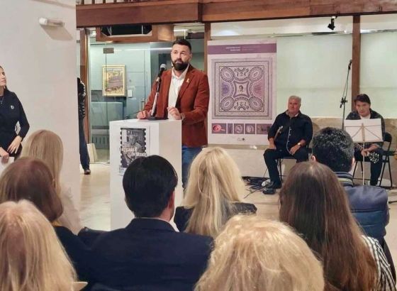 Festival 'Sidranovi dani' otvoren u Brusa bezistanu izložbom fotografija Milomira Kovačevića Strašnog