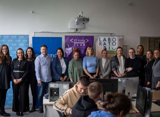 UNICEF: Učenice Druge gimnazije Sarajevo pretvaraju elektronski otpad u inovacije