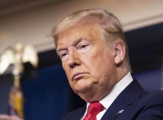 Trump poziva na zatvaranje demokratskih lidera dok se trupe pripremaju za raspoređivanje u Chicagu