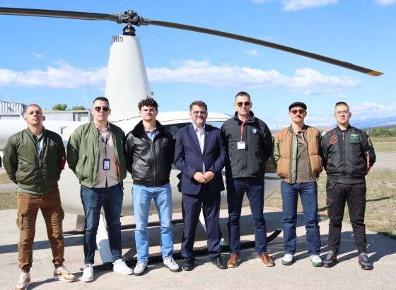 Prva generacija pilota i aviomehaničara MUP-a KS u završnoj fazi školovanja
