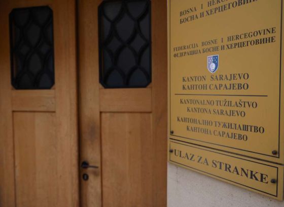 Akcija 'Koverta' - Danas pretresi u Ministarstvu za nauku, visoko obrazovanje i mlade KS, Vladi KS, UNSA