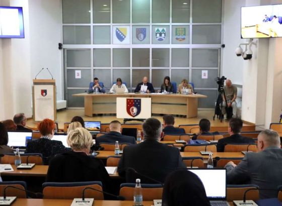 Sarajevskim taksistima bit će omogućeno zaustavljanje na stajalištima