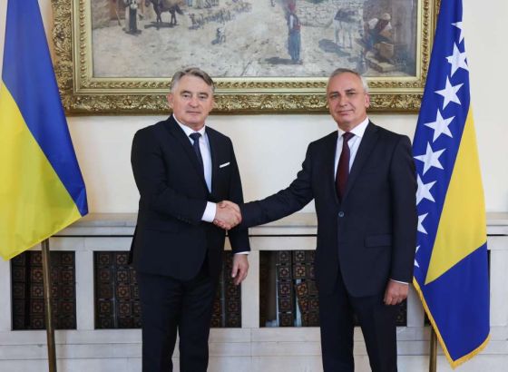 Komšić primio akreditivno pismo ambasadora Ukrajine u BiH Volodymyra Bachynskog