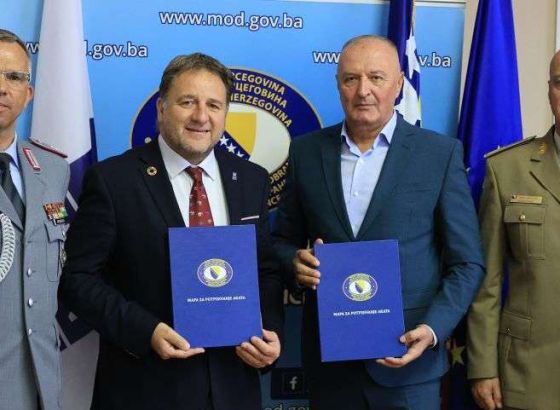 Uz pomoć Vlade Njemačke osigurano daljnje opremanje OSBiH novim uniformama