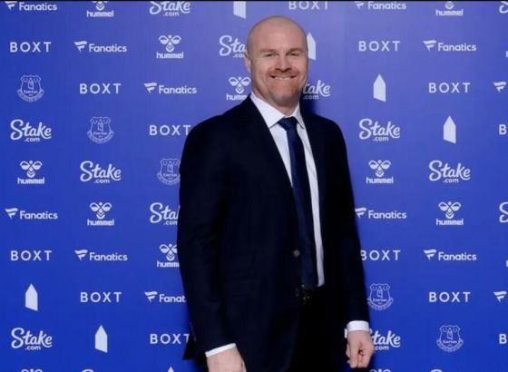 Dajč blizu klupe Notingema