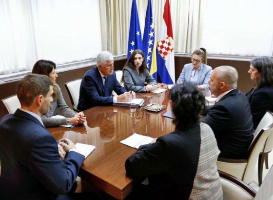 Čović se sastao s Ginkelom, razgovarali o suradnji BiH i SAD-a