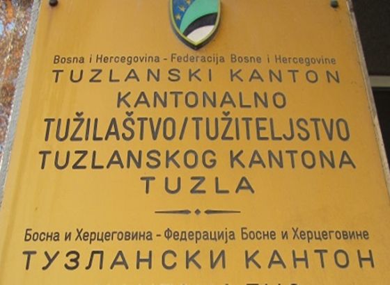 Predložen pritvor: Iskorištavali i skrivali dvije djevojčice zbog prostitucije, među njima policajci i profesor