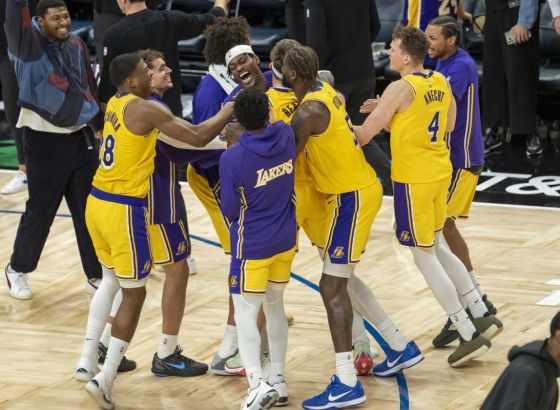 Potvrđena prodaja Los Angeles Lakersa
