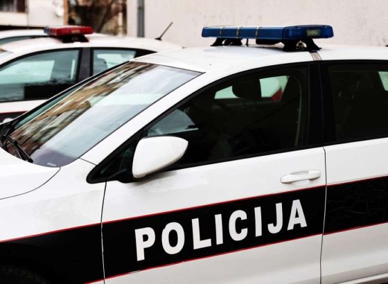 EKSPLOZIJA U SARAJEVSKOM NASELJU: Oštećeno više objekata i vozila, istraga u toku