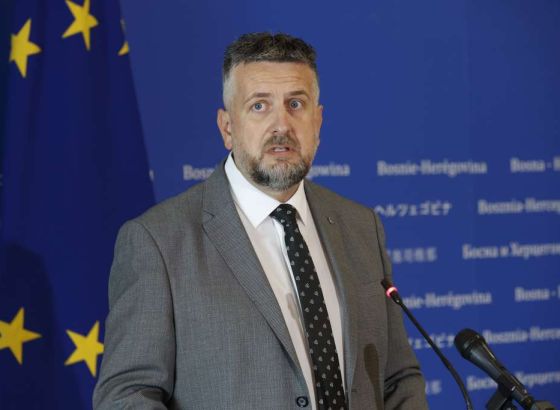 Vuković: Možda je došlo vrijeme da se blokade Doma naroda mogu riješiti samo demonstracijama (VIDEO)