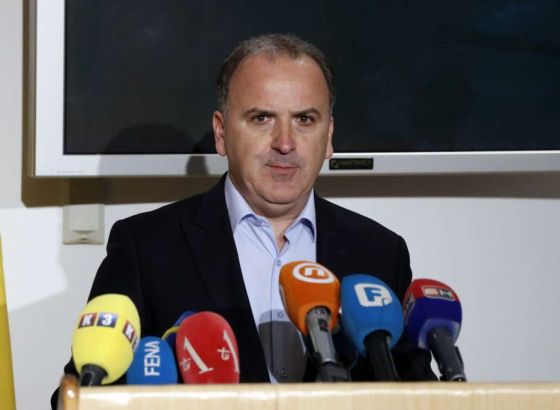 ĐONLAGIĆ NAKON OTKAZIVANJA SJEDNICE: "SNSD više ne smije, blokadu preuzeo HDZ"