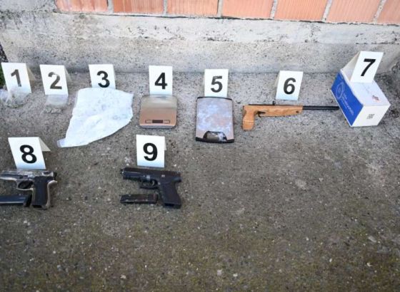 MUP ZDK - Pronađena veća količina droge i oružja na području Tešnja i Doboj Juga