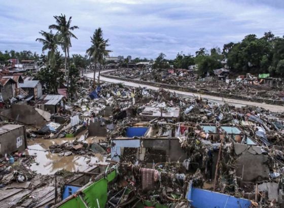 Broj žrtava tajfuna Kalmaegi na Filipinima porastao na 66, dok se preživjeli suočavaju s razaranjem
