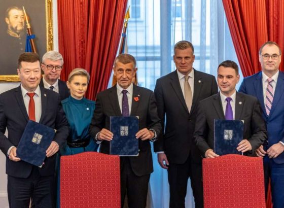 Češka vlada podnosi ostavku, pobjednik izbora Babiš bliži novoj vladi