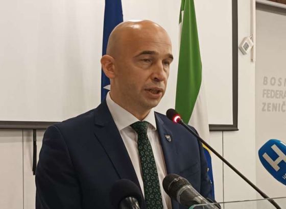 Vlada ZDK za 34.525 penzionera prvi put odobrila isplatu jednokratne pomoći po 100 KM