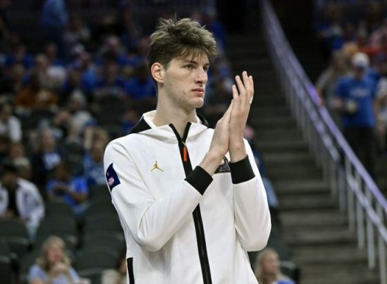 Debitovao najviši košarkaš u historiji NCAA lige