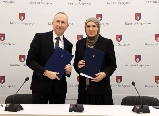 Potpisan ugovor o nabavci školskog namještaja vrijednog gotovo četiri miliona KM
