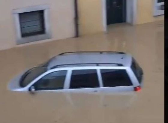 Dvije osobe poginule na sjeveru Italije nakon što su obilne kiše izazvale klizišta